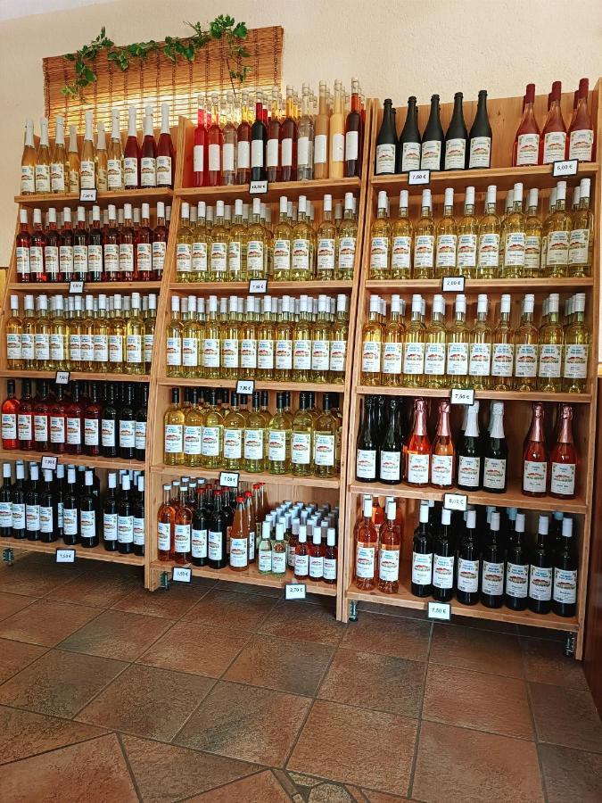 Landhotel Weingut Schulze Фрейбург Экстерьер фото